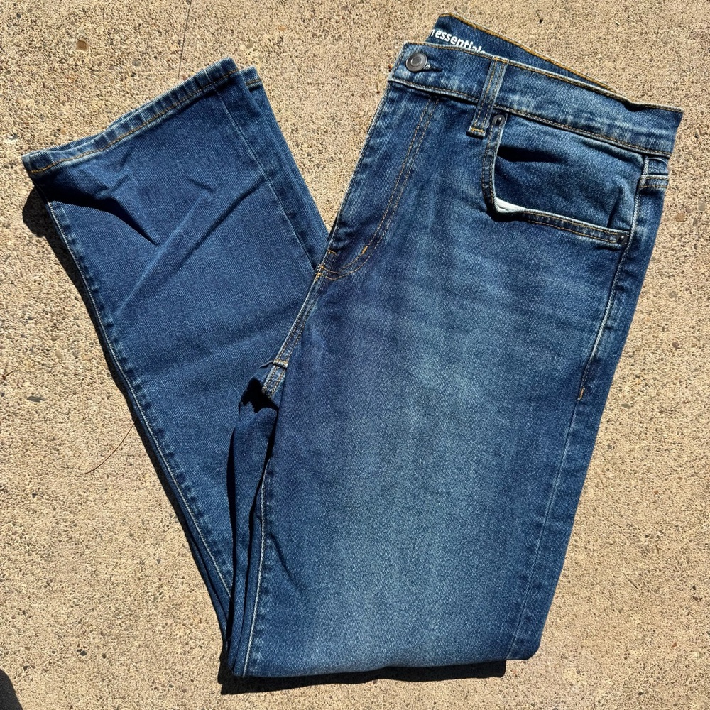 Amazon Essentials Men’s Blue Denim Jeans NWOT Size 34/32